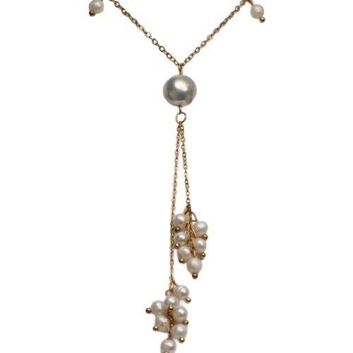 Collar delicado en Y modelo Briss con racimo de perlas italianas naturales y cadena dorada.