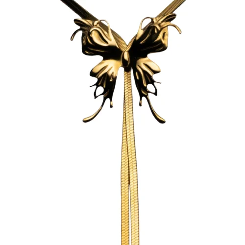 Collar Corbatin Linay Mariposa Collar largo tipo corbatín modelo Linay con mariposa dorada de acero inoxidable.